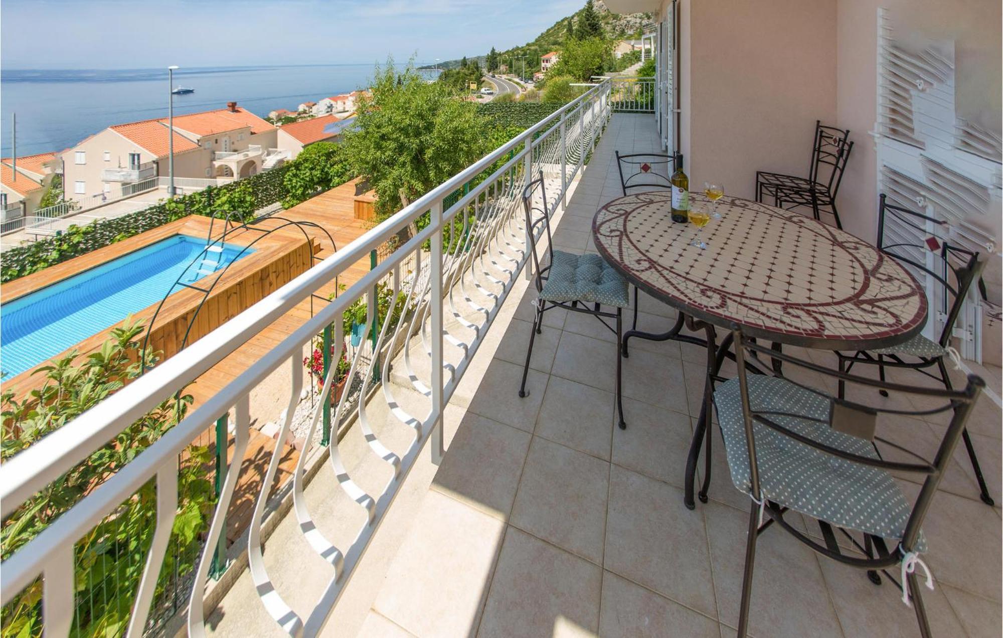 3 Bedroom Lovely Home In Plat Mlini Exterior photo